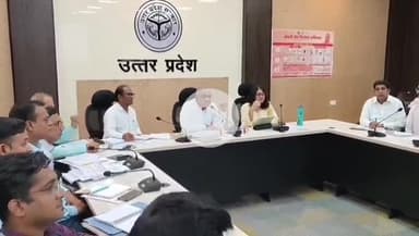 कानपुर: कानपुर में विशेष संचारी रोग नियंत्रण अभियान को लेकर जिलाधिकारी की अध्यक्षता में नवीन सभागार में हुई बैठक