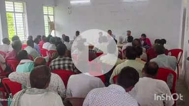 बखरी: बखरी अनुमंडल सभागार में मतदाता सूची पुनरीक्षण को लेकर बीएलओ का प्रशिक्षण कार्यक्रम