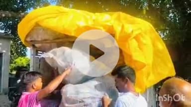 गोपालगंज: सिपाया गांव के पास पुलिस ने मैजिक पिकअप से कुरकुरे के अंदर छुपाई 866 लीटर शराब बरामद की, दो गिरफ्तार