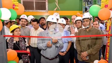 झांसी: झांसी विद्युत लोको शेड में कवच सुरक्षा प्रणाली कार्य का शुभारंभ, 160 लोको में लगाया जा रहा कवच सिस्टम