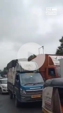 इंदौर देवास रोड पर कई घंटों जाम लगा है