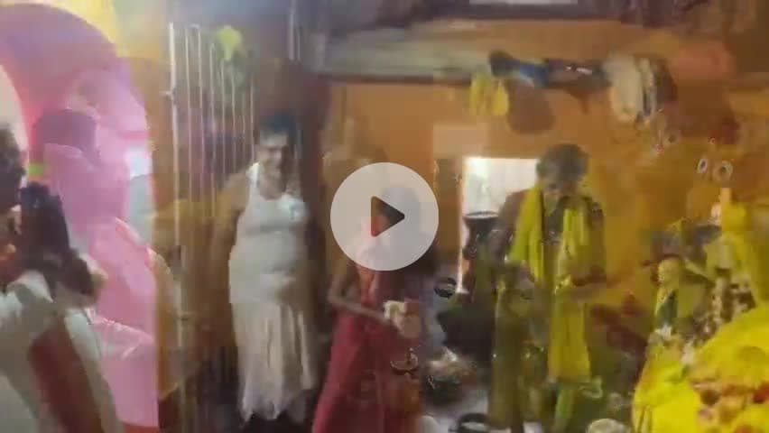 রামনগর ২: ডেমুরিয়া গ্রামের প্রায় সাড়ে তিনশ বছরের প্রাচীন জগন্নাথ মন্দির দর্শন করলেন মেদিনীপুরের প্রাক্তন সাংসদ দিলীপ ঘোষ