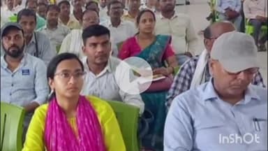 पीरो: पीरो में अनुमंडल पदाधिकारी ने बी एल ओ के संग बैठक का आयोजन किया