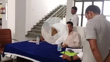 सिराथू: कोखराज थाना में तहसीलदार और थानाध्यक्ष ने सुनी लोगों की शिकायत, 10 शिकायतों में से 2 का मौके पर किया निस्तारण