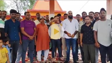 सिंगरौली: संयुक्त संघर्ष मंच सिंगरौली ने खुटार बाजार में 'एक युद्ध सड़क दुर्घटना के विरुद्ध' विषय पर बैठक की आयोजित