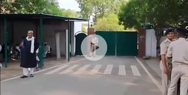 पटना ग्रामीण: मध्य प्रदेश के पूर्व सीएम दिग्विजय सिंह पहुंचे पटना, लालू प्रसाद यादव से की मुलाकात