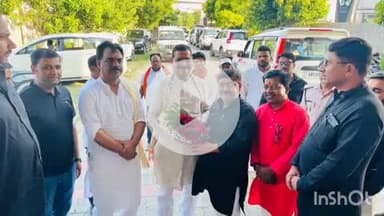 कहरा: पटुवाहा स्थित बीजेपी कार्यालय पहुंचे राज्यसभा सांसद दिपक प्रकाश, बीजेपी विधायक ने किया स्वागत