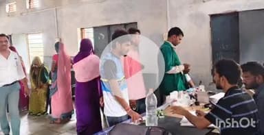 श्योपुर: तुलसेफ में धरती आबा जनजातीय ग्राम उत्कर्ष अभियान के तहत शिविर का हुआ आयोजन, लाभार्थियों को किया गया लाभान्वित