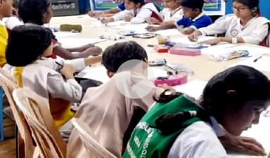 इचाक: डीएवी विद्यालय में स्वच्छता पखवाड़ा के तहत चित्रकला प्रतियोगिता का आयोजन