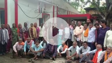 बेरमो: कथारा क्षेत्र: स्वांग वाशरी स्लरी मजदूरों ने एसडीओ के नाम मजदूर नेता मुमताज आलम के नेतृत्व में सौंपा ज्ञापन