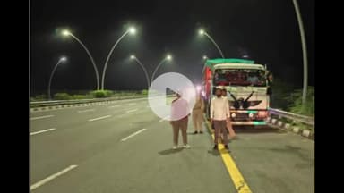 करहल: आगरा लखनऊ एक्सप्रेस वे पर ओवर लोडिंग वाहनों पर प्रशासन ने की कार्रवाई, तीन ट्रकों को सीज कर ₹3 लाख का वसूला जुर्माना