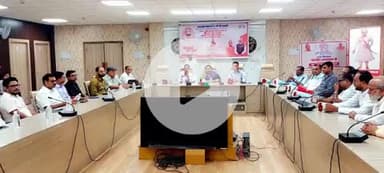 बहराइच : डीएम के औचक निरीक्षण में  बन्द मिले विद्यालय, सामुदायिक स्वास्थ्य केन्द्र, पंचायत भवन व आंगनबाड़ी केन्द्र