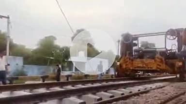 मारवाड़ जंक्शन: मारवाड़ जंक्शन पाली फाटक से खारची फाटक तक रेलवे ट्रैक पर नई पटेरिया बचाने का कार्य शुरू किया रेल प्रशासन ने