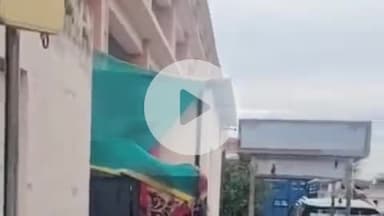 लाडपुरा: गुमानपुरा मल्टीपरपज पार्किंग की मशीन खराब होने से वाहन चालकों को हो रही अवैध वसूली, परेशान