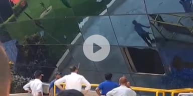 पटना ग्रामीण: बापू सभागार में पुलिस गाड़ी से स्क्वायर शीशा क्षतिग्रस्त, सीएम नीतीश कुमार थे मौजूद