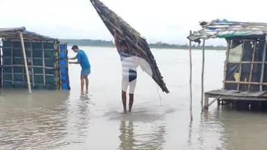 धनौरा: गजरौला तिगरी गंगा धाम का जलस्तर बढ़ने से पुरोहित परेशान, हजारों का हुआ नुकसान