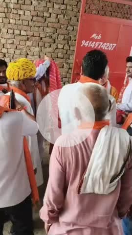 वैर: खेड़ली मोड पर वैर विधायक बहादुर सिंह कोली ने कार्यकर्ताओं से मुलाकात कर समस्याएं सुनीं, निस्तारण का दिया आश्वासन