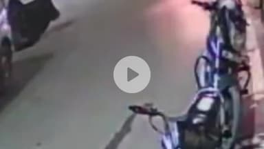 हुज़ूर: सिटी कोतवाली थाना क्षेत्र में चोरों ने चंद मिनटों में बाइक की चोरी की, सीसीटीवी में कैद हुई वारदात