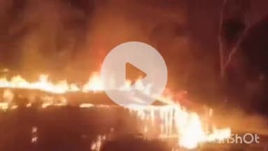 कहरा: सपटियाही के पास फर्नीचर गोदाम में भीषण आग, वीडियो आया सामने