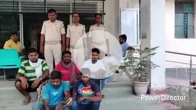 कहरा: उत्पाद पुलिस ने छापेमारी कर 1 कारोबारी और 4 शराबीयों को किया गिरफ्तार, सहरसा कोर्ट में पेश कर आगे की कार्रवाई में जुटी