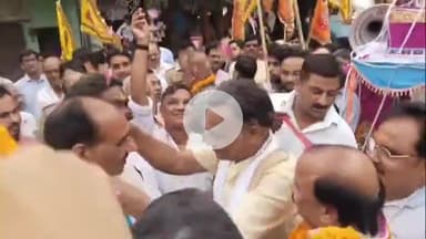 हसनपुर: हसनपुर नगर में धूमधाम से निकाली गई श्री खाटू श्याम बाबा की निशान यात्रा, जगह-जगह हुआ स्वागत