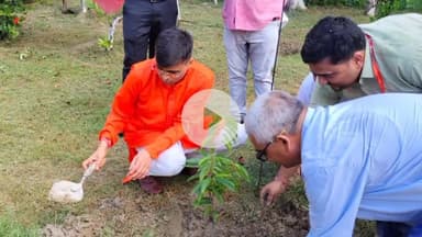 दरभंगा: पोस्टमास्टर जनरल मुजफ्फरपुर ने दरभंगा डाक प्रमंडल का दौरा किया, कर्मचारियों के साथ बैठक की