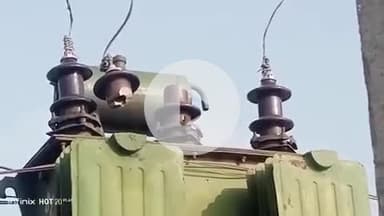 जगदीशपुर: अधीक्षण अभियंता विद्युत बोर्ड आरा।

जगदीशपुर प्रखंड क्षेत्र के सनेया गांव में 63KBA का ट्रांसफार्मर जल गया है।
100KBA