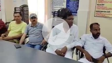 रायसिंहनगर: रायसिंहनगर पालिका प्रांगण में प्रधानमंत्री नरेंद्र मोदी के मन की बात कार्यक्रम का आयोजन, पालिकाध्यक्ष भी रहे मौजूद