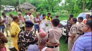 तारडीह: नदियामी गांव के काली मंदिर परिसर में युवक को गोली मारकर बदमाश फरार, घायल PMCH रेफर