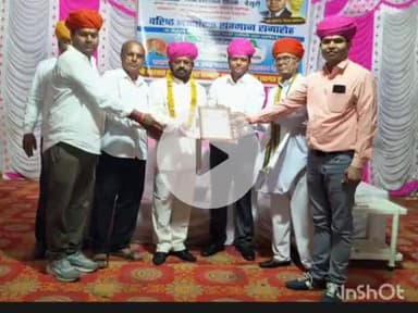 देसूरी: देसूरी में वरिष्ठ नागरिक सम्मान समारोह, 95 सेवानिवृत्त कर्मचारियों और अधिकारियों का माला-साफा से सम्मान