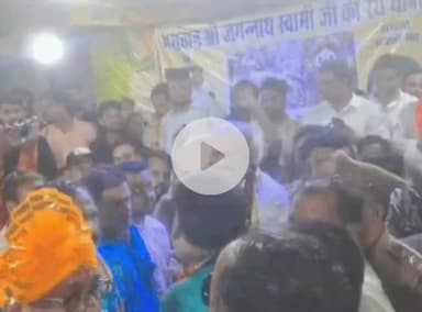 कानपुर: जनरल गंज में जगन्नाथ रथ यात्रा के दौरान दो गुट भिड़े, झांकियां निकलते समय बोतल और मजीरा फेंककर मारा, कई लोग घायल