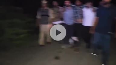 उरई: डकोर थाना पुलिस और एसओजी सर्विलांस टीम ने चोरी की घटना को अंजाम देने जा रहे 3 अभियुक्तों को मुठभेड़ में किया गिरफ्तार