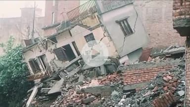 देहरादून: कारगी चौक क्षेत्र में बारिश के कारण मकान ढहा, जनहानि नहीं, लेकिन लाखों का हुआ नुकसान