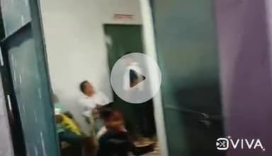 चांडिल: मातकामडीह पंचायत भवन में धरती आबा जनजातीय ग्राम उत्कृष्ट अभियान के तहत जनता दरबार का आयोजन किया गया