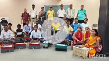 कहरा: जिला नियोजनालय कार्यालय में श्रम संसाधन विभाग ने 17 अभ्यर्थियों को टूल किट और 11 को स्टडी किट कराई उपलब्ध