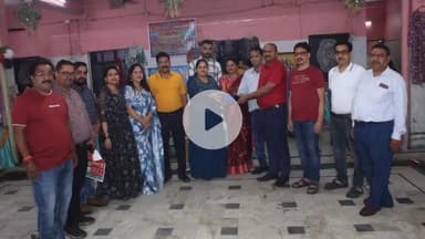 कोडरमा: माहुरी धर्मशाला में मानसून मेले का आयोजन, महिलाओं ने लगाए 20 स्टॉल, उमड़ी भीड़