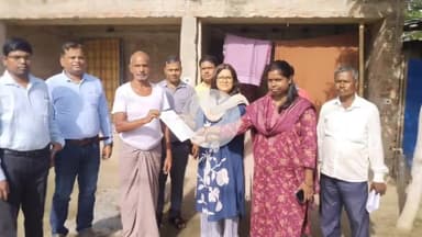 कुरसाकांटा: कुर्साकांटा में सोमवार को विशेष गहन पुनरीक्षण अभियान शुरू, ERO ने बांटे फॉर्म