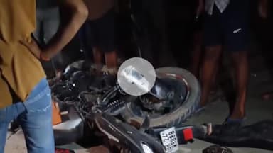 रोहतास: रोहतास के बकनौरा में बाइक और ट्रैक्टर की टक्कर, दो लोग हुए घायल