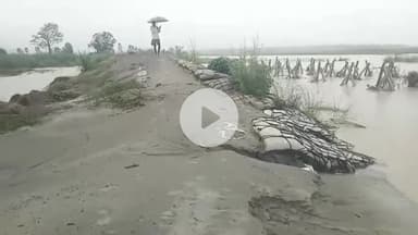 पूरनपुर: गांव राहुल नगर मजदूर बस्ती के पास शारदा नदी का जलस्तर बढ़ने से ग्रामीण परेशान, सताने लगी नदी कटान की चिंता