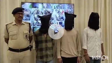 आरा: नगर थाना पुलिस ने 2 देसी पिस्तौल, 7 जिंदा कारतूस और 2 मोबाइल के साथ तीन अपराधियों को किया गिरफ्तार