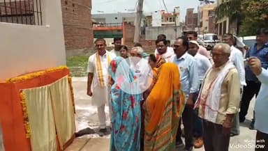 मिर्ज़ापुर: लक्ष्मणपुरम कॉलोनी में नगर पालिका अध्यक्ष ने सीसी रोड का किया लोकार्पण, साफ सुथरी हुई कॉलोनी