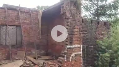 धनौरा: दो दिन से हो रही बारिश के कारण गांव खाद गुर्जर में भरभरा कर गिरा मकान, लाखों का हुआ नुकसान