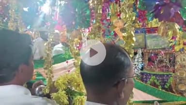 कोलेबिरा: शिबू सोरेन के स्वास्थ्य लाभ की कामना के साथ झामुमो सिमडेगा ने कोलेबिरा मजार में चादर चढ़ाई