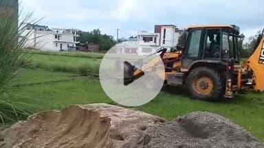 भगवानपुर: भगवानपुर क्षेत्र में अलग-अलग जगह हरिद्वार रुड़की विकास प्राधिकरण ने अवैध कॉलोनी के निर्माण कार्यों को कराया बंद