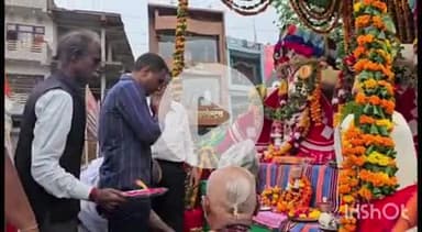 प्रतापगढ़: शहर में निकाली गई श्री जगन्नाथ यात्रा, एसपी ने आरती उतारने के साथ सुरक्षा व्यवस्था का लिया जायज़ा