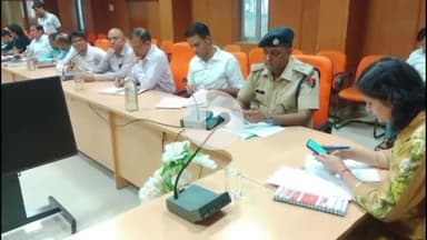 चूरू: जिला परिषद सभागार में मोहर्रम की व्यवस्थाओं को लेकर हुई मीटिंग, जिला कलेक्टर ने दिए निर्देश