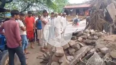 धौलपुर: बरसात से गिरी दीवार, किशोर व महिला हुए घायल; 2 पशुओं की मौत, 2 अन्य घायल