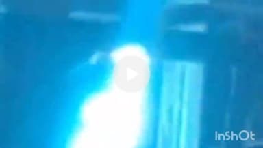 संभल: सदर कोतवाली के जिला अस्पताल के नजदीक बिजली के ट्रांसफार्मर में लगी आग, बिजली विभाग की लापरवाही से आसपास की लाइट हुई गुल