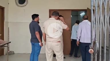 चूरू: रेलवे क्वार्टर में फंदे से लटका मिला 35 वर्षीय गार्ड का शव, पुलिस ने करवाया पोस्टमार्टम