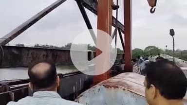 लाडपुरा: बारिश व बढ़ते जलस्तर को देखते हुए कलेक्टर ने कोटा बैराज का किया निरीक्षण, अधिकारियों को सतर्कता व समन्वय के दिए निर्देश